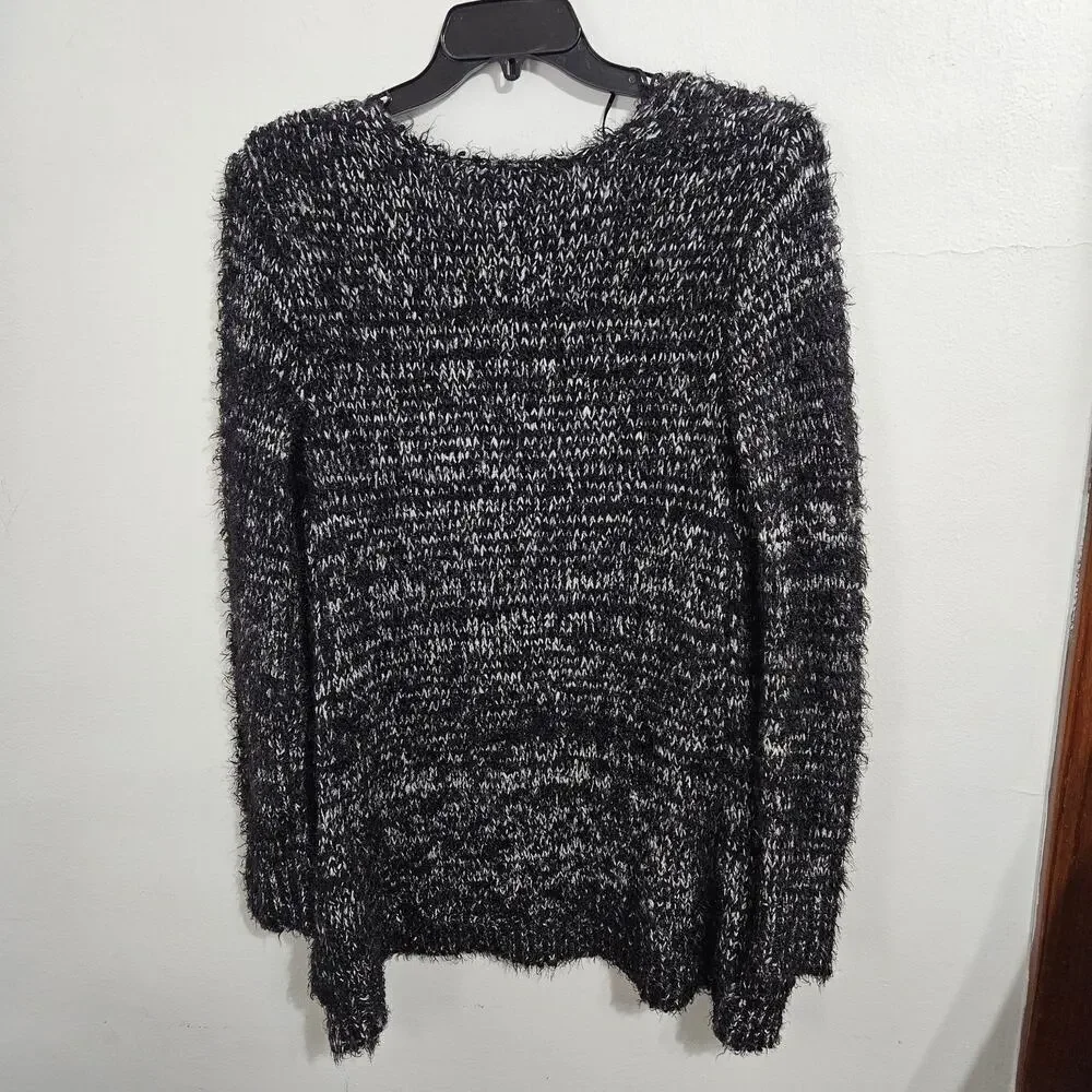 Open Front Fuzzy Cardigan Sweater. Front pickets. Size Large.